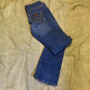 Wrangler jeans size 5/6 36” inseam